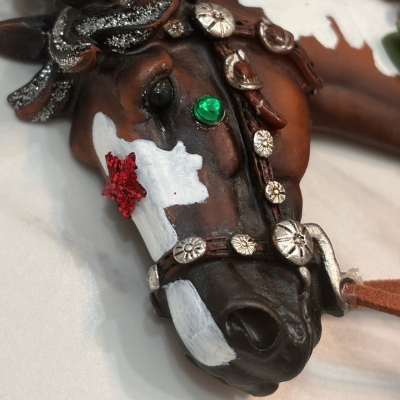 Holiday Horses: “Christmas Eve” design. Decorated Christmas horse ornamnent - Picture 9 of 14